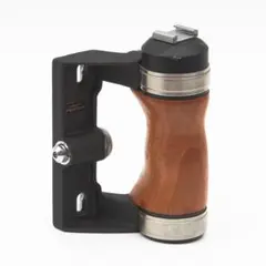 【美品/元箱付】Asahi Pentax 67 Grip 木製グリップ 6x7・ 67用 木製グリップ PENTAX ペンタックス | 近江寫眞機店