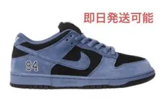 Supreme × Nike SB Dunk Low NA Exclusive
