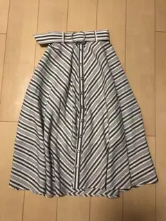 セシルマクビー　ストライプ フレアスカート ベルト付き