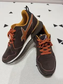 Item thumbnail for item e2ea4efc-5080-4729-8604-8455e9452876