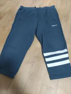 adidas neo アディダス　M　ライトネイビー ハーフパンツ ストライプのサムネイル