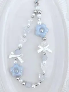 【一点物⋆˙⟡愛され】スカイブルーフラワー〰︎︎ビーズストラップ C272