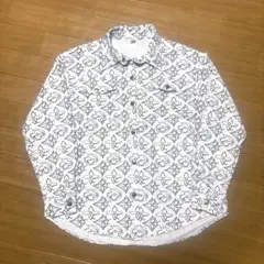 パロディ長袖シャツ 白地に黒ロゴ柄。