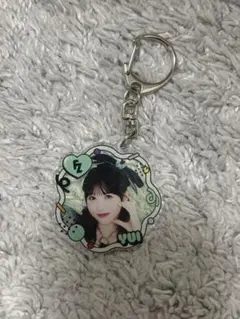 【即購入可】FRUITS ZIPPER アクリルキーホルダー 櫻井優衣