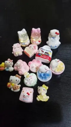 【新品未使用】ハローキティ デコレーションパーツ 15個セット