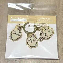 ちいかわ 東京みやげ 分けられる！3連アクリルチャーム(うさぎ)