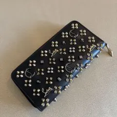 りえら様専用✨美品✨ルブタン 長財布 スタッズ レザー - メルカリ