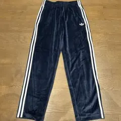 Item thumbnail for item caa5be72-6d51-441a-997f-edb202e713d5