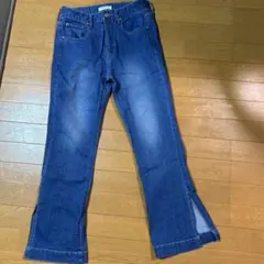 値下げ！ INGEBORG デニムパンツ スリット入りのサムネイル