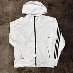 adidas パーカー