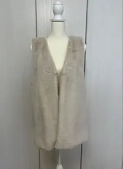 AZUL フラッフィーフェイクファーベスト