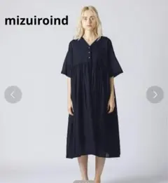 ミズイロインド Vネックギャザーフレアワンピース