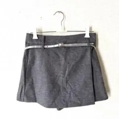 ZARA グレーのスコート