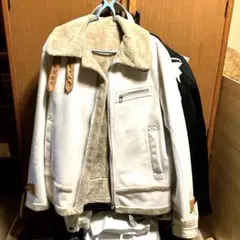 ムートンコート