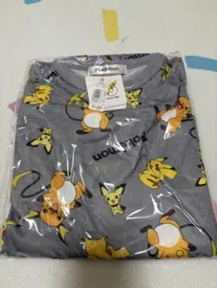 新品 Pokémon ピカチュウ パジャマ セットアップ グレー Mのサムネイル