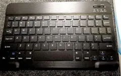 Bluetooth 充電式 軽量薄型コンパクトキーボード