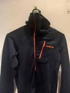 Patagonia ( パタゴニア ) R1 プルオーバー フーディ XS