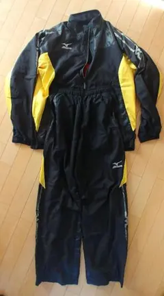 Mizuno ブレスサーモ 上XO 下O セット　ウインドブレーカー