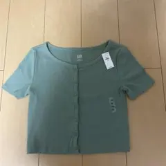 新品未使用タグ付き✨GAP XS グリーン ボタン付きカットソー