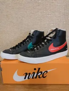NIKE BLAZER MID 77 マルチカラー 27.5cmのサムネイル