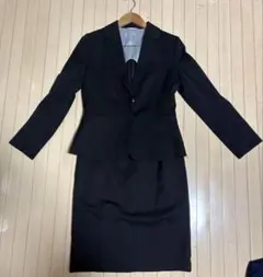 黒 スカートスーツ 上下セット　美品　11号