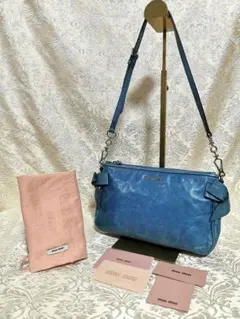 ミュウミュウ　miu miu レザー 　ショルダーバッグ 　サイド　リボン