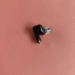 JBL tour pro 3　ワイヤレスイヤホン （左耳）