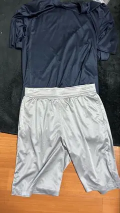 GU パジャマ　セットアップ