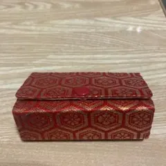 昭和レトロ　ヨシダ　赤　六角形模様　アクセサリーケース　現品限り　伏見　大手筋