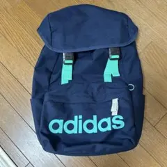 adidas ネイビー リュックのサムネイル