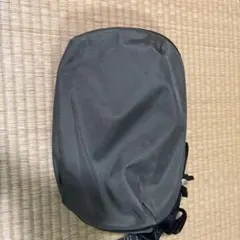 Zepirion ボディバッグ カーキ色