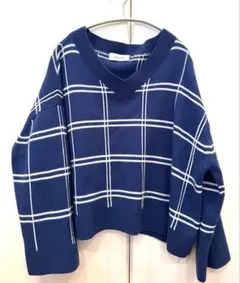 ADAM ET ROPÉ ネイビー チェック Vネックセーター