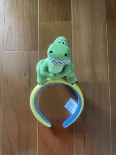 恐竜ぬいぐるみカチューシャ