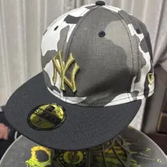 最終価格　激レア　ニューヨーク　ヤンキース　牛柄　ゴールド　ブラック　アニマル