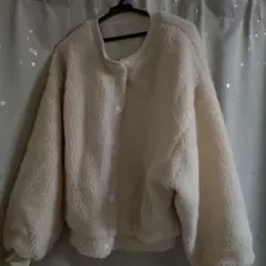 ミッキーマウス フリースボアジャケット クリーム色