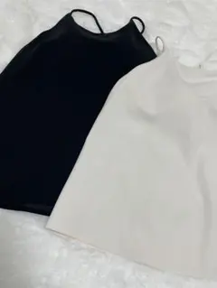 ユニクロ　カップ付きキャミソール ２枚