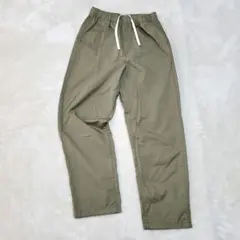 カジュアルコットンパンツ カーキ ウエストゴム Sサイズ