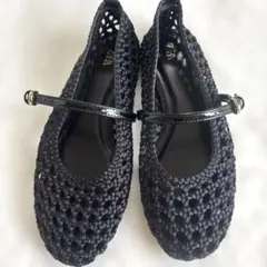 ZARA ブラック フラットシューズ メリージェーン　23.5センチのサムネイル