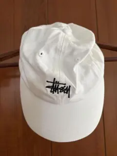 人気Stüssy キャップ ホワイトのサムネイル