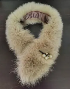 ROPEファーマフラー パール付き/ミルクティベージュ/ロペ