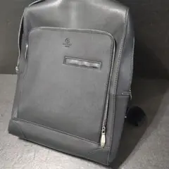 中古品　ブラックショルダーバッグ 中型