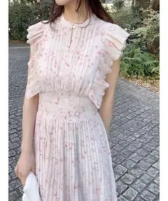 【2025SS美品】Sustainableフリルプリントワンピース SNIDEL