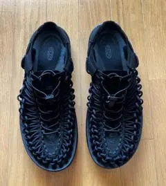 【美品】keen UNEEK ユニーク BLK 29.0 cm