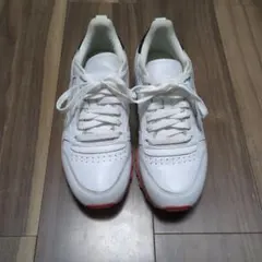 Reebok Classic ホワイト/ピンク スニーカー　25cm