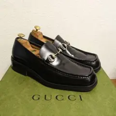 未使用級✨️ GUCCI ベージュキャンバス メタリックロゴ ローファー GGロゴ グッチ GGキャンバス キャンバス×レザー ローファー 6C