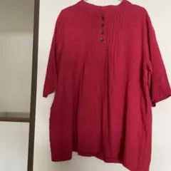 赤のチュニック