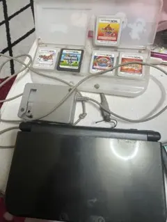 ニンテンドー3DS LL ブラック 液晶割れがあります
