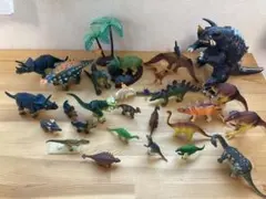 恐竜フィギュアセット 約30体