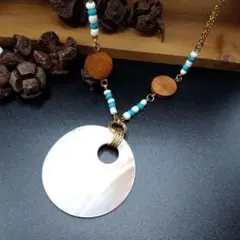 シェル(貝殻)のネックレス