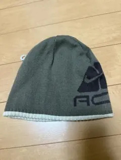 nike acg リバーシブル ビーニー